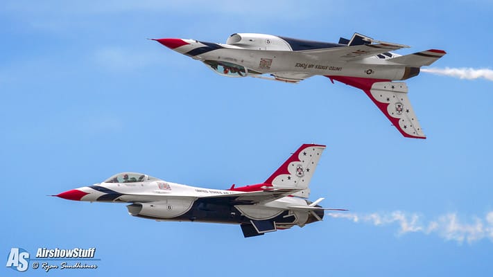 US Air Force Thunderbirds To Perform At RIAT In 2017
