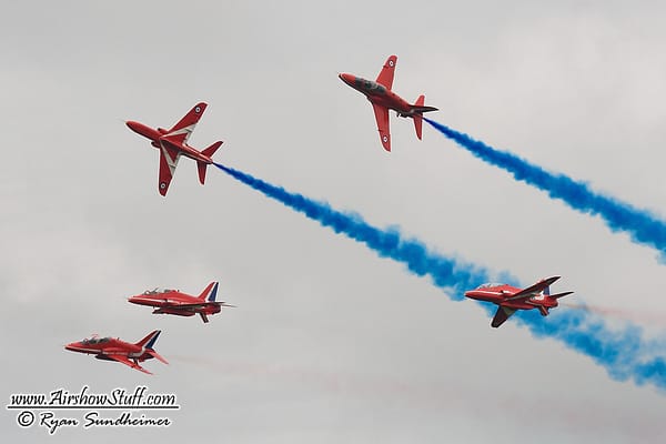 Red Arrows Aerobatic Show At Farnborough Forbidden After Shoreham Disaster