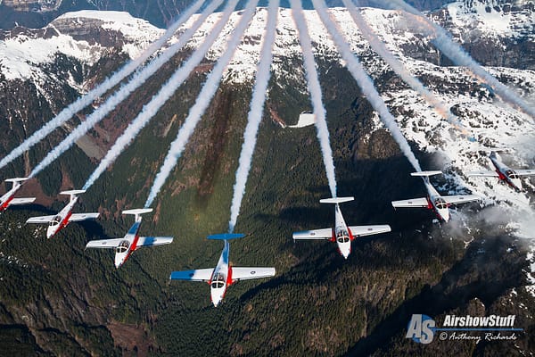 Canadian Forces Snowbirds - Air to Air Over British Columbia