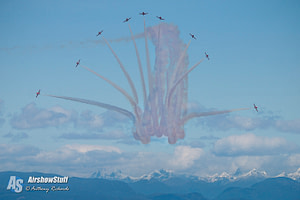 Canadian Snowbirds Practice - Maple Split - Air Force Beach, BC