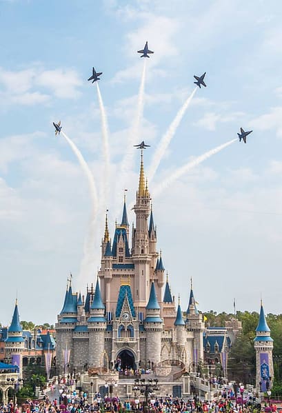US Navy Blue Angels Fly Over Walt Disney World - Cinderella's Castle - Magic Kingdom - AirshowStuff