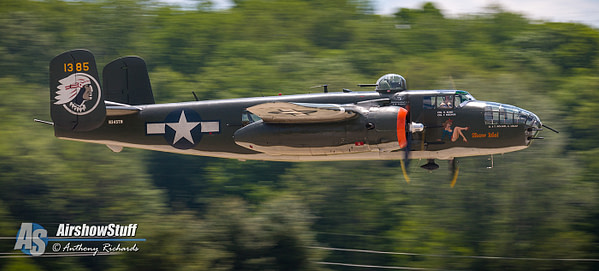 B-25 Mitchell "Show Me"