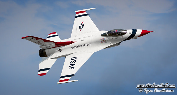 USAF Thunderbirds F-16 Fighting Falcon