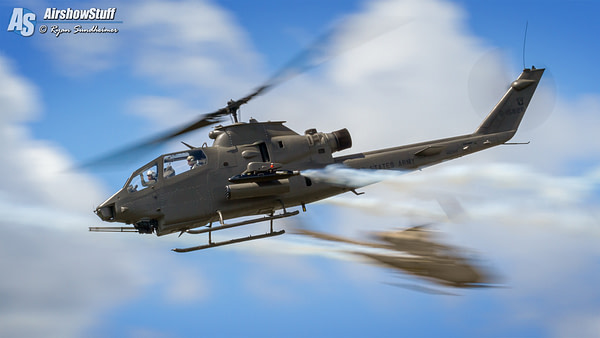 AH-1 Cobras - Thunder Over Michigan 2016