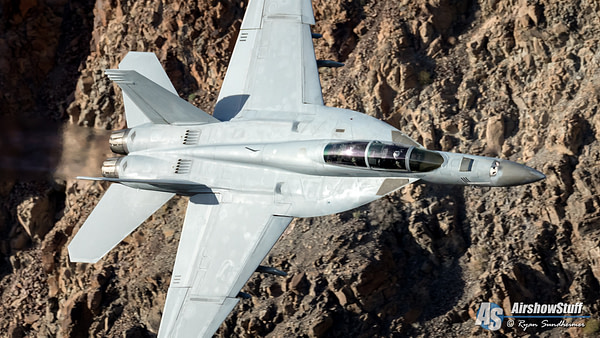 F/A-18 Super Hornet in Star Wars Canyon - AirshowStuff