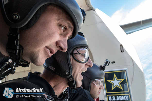 US Army Golden Knights - Vectren Dayton Airshow 2015