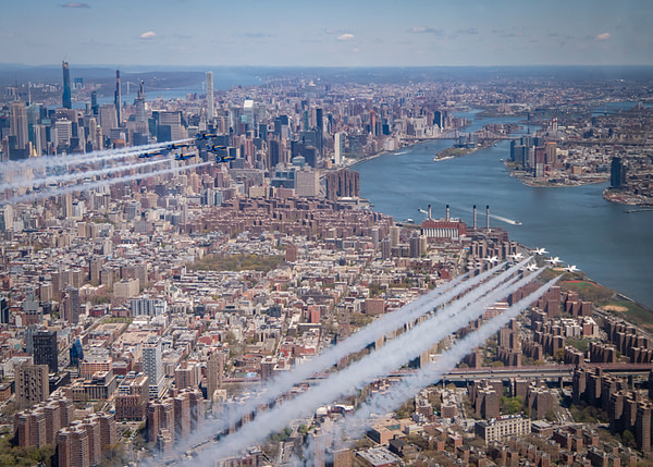 US Air Force Thunderbirds and US Navy Blue Angels Joint Formation Over New York City - AirshowStuff