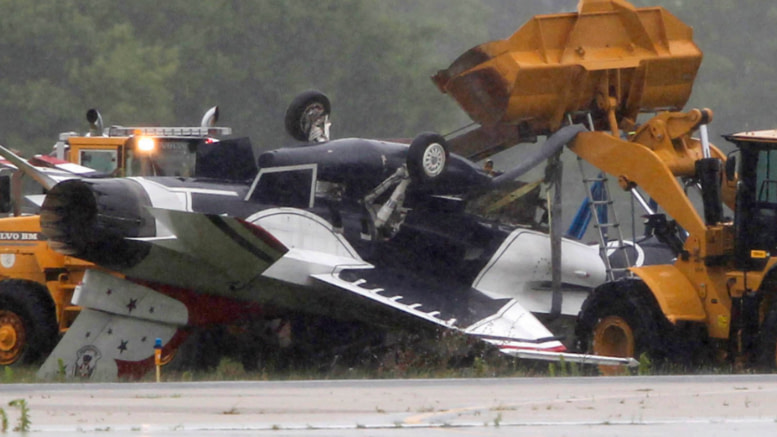 USAF Report: Wet Runway Contributed To Thunderbird F-16 Crash In Dayton