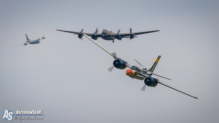Photo Albums Uploaded: Thunder Over Michigan 2015, Abbotsford Int’l Airshow 2015, and Battle Creek Airshow 2015