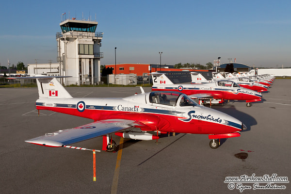 Canadian Forces Snowbirds Add Four New Dates to 2015 Schedule